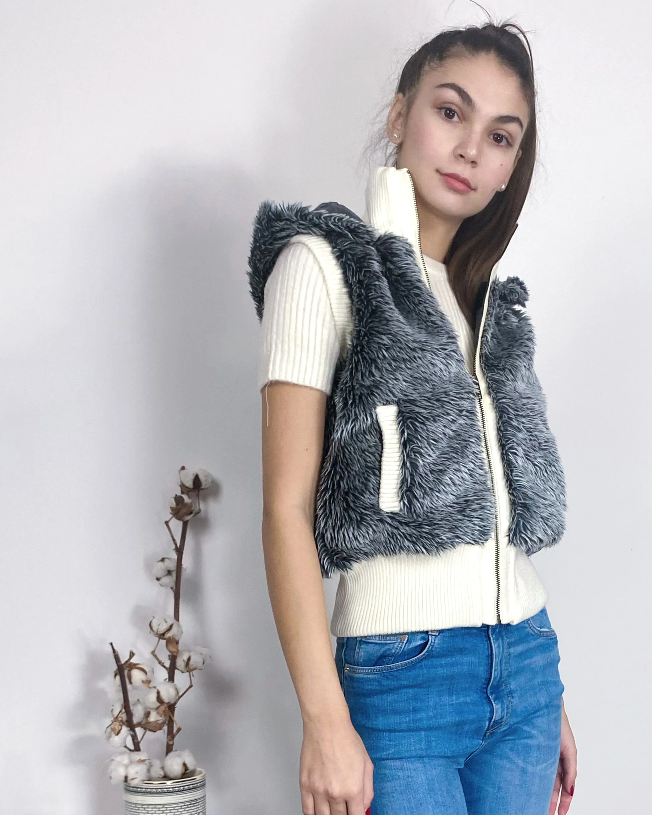 Fuax Fur Short Gilet with removeable hoody in grey